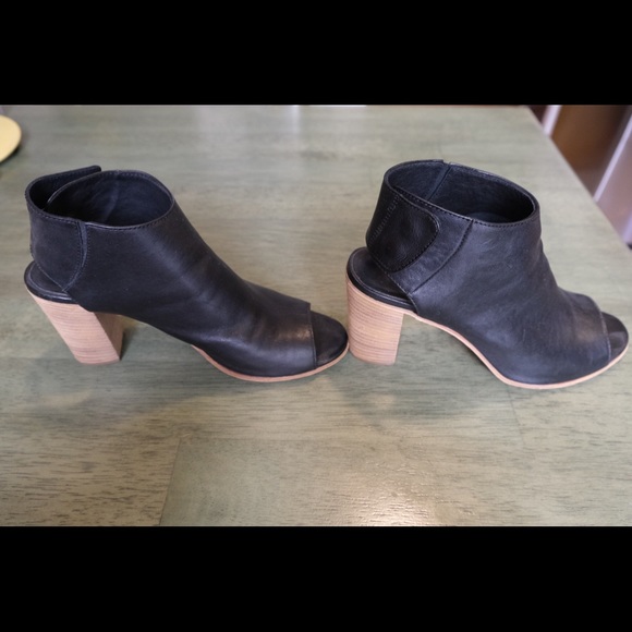 Steven by Steve Madden Slater Open Toe Bootie Heel - Picture 3 of 10